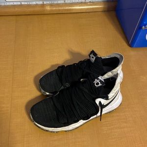 Nike KD basketball shoes